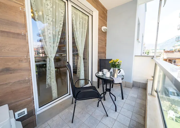 Sirio - Bilocale Comodo A 200 M Dal Mare E Con Piscina Sul Tetto