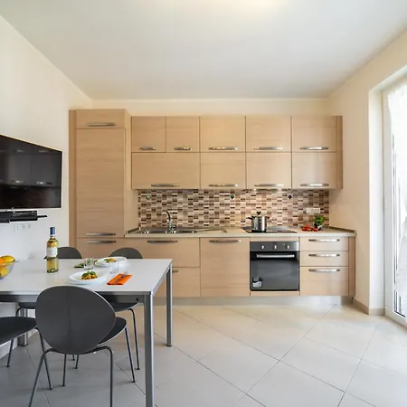 Sirio - Bilocale Comodo A 200 M Dal Mare E Con Piscina Sul Tetto Διαμέρισμα