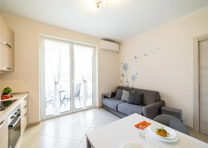 Διαμέρισμα Sirio - Bilocale Comodo A 200 M Dal Mare E Con Piscina Sul Tetto *